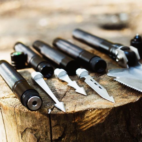 Lopata Adimanti HK 001 Lopata multifunctionala 8 in 1 - lopata / piolet / surubelnita / lanterna / ascutit lance / sparga sticla / busola / geanta